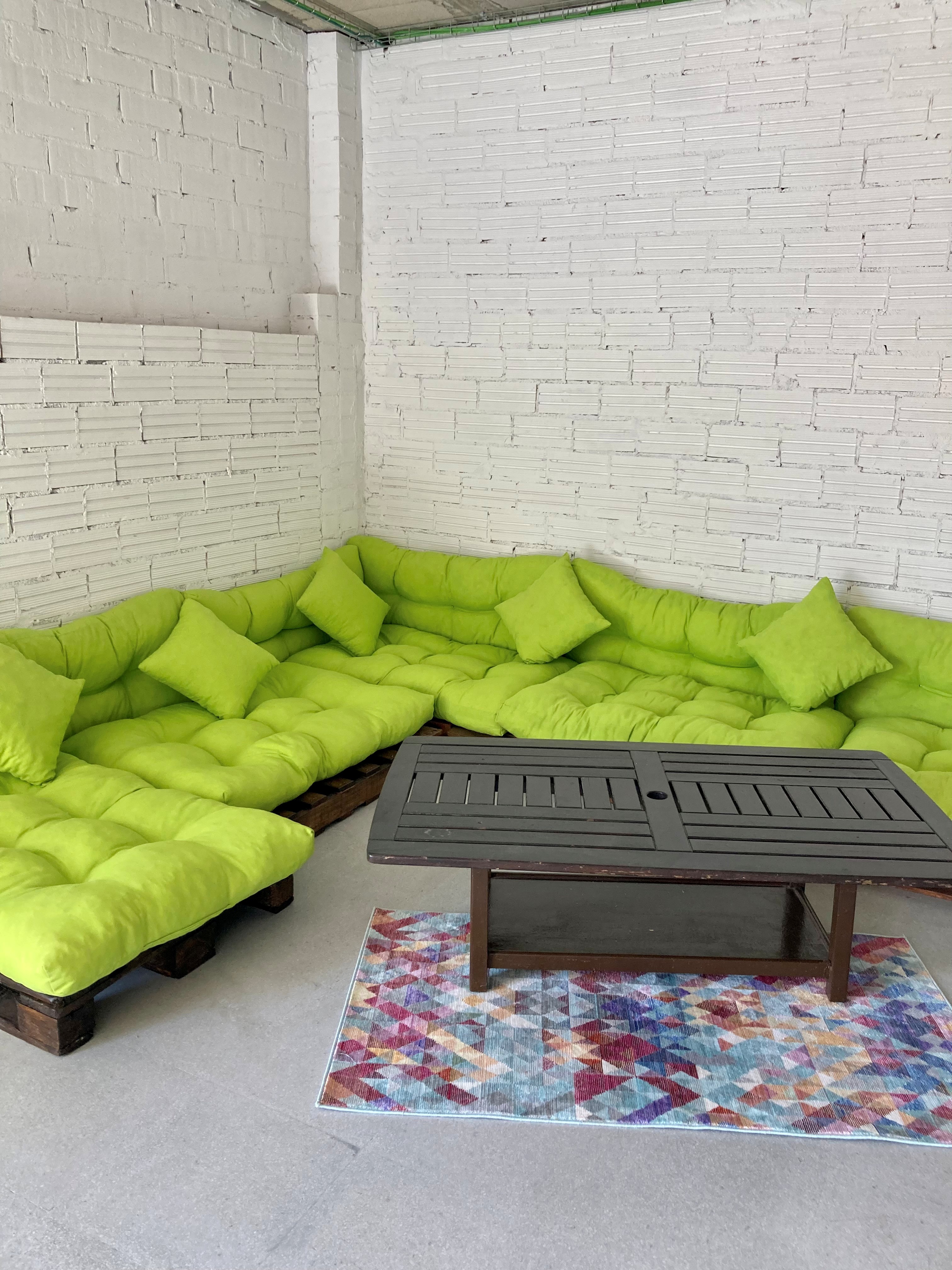 Lounge terrace Hotel Mas Trader